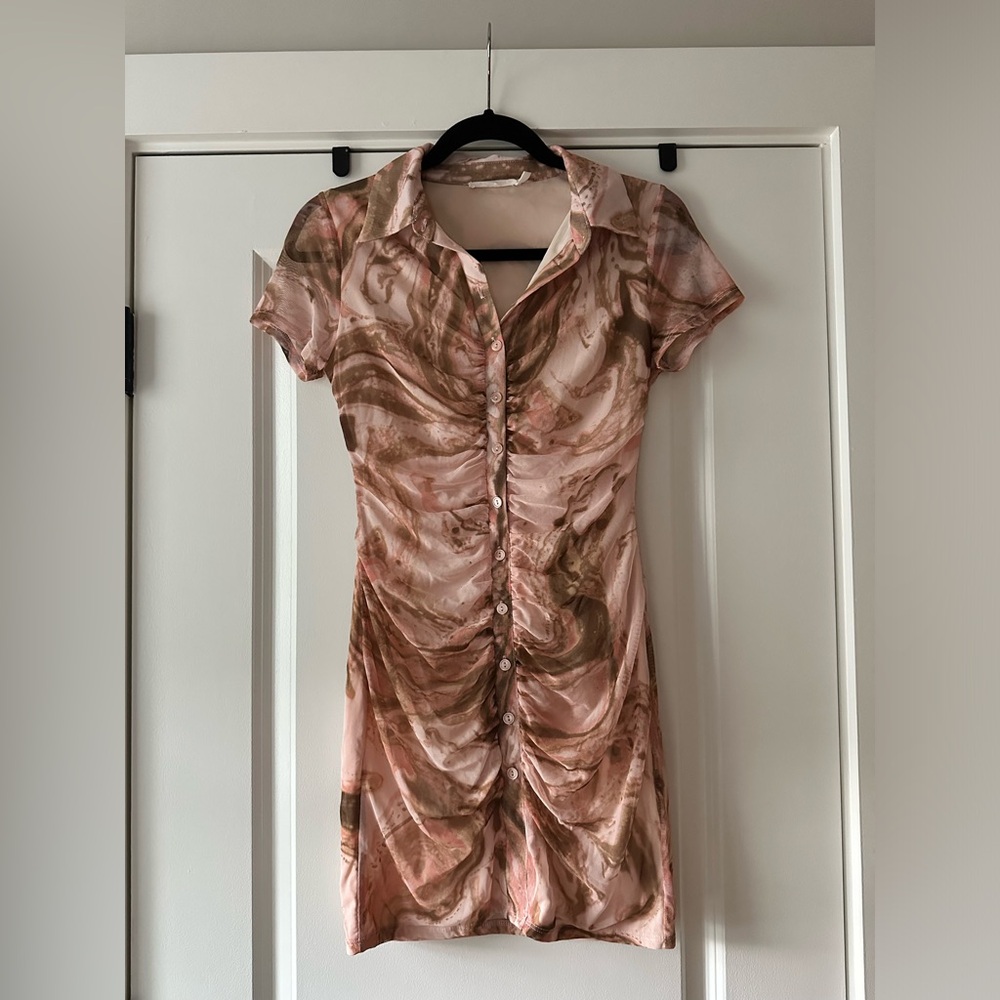 BUTTON DOWN- FORM FITTING TIE DIE DRESS